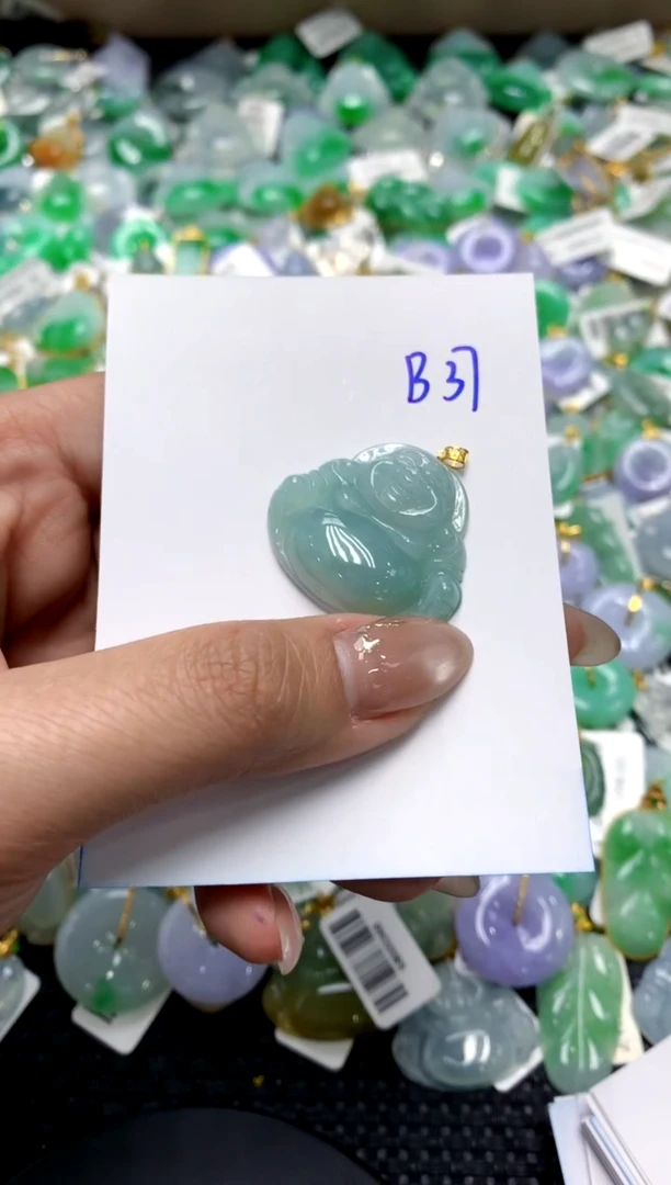 【闪购商品】翡翠颈饰18K金镶嵌1111111111111111