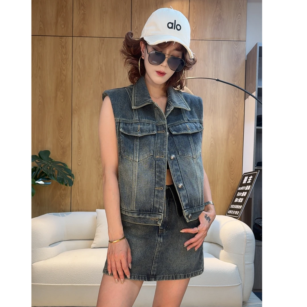 2005流行时尚港风高级感垫肩大版复古拼接牛奶丝复合牛仔马甲