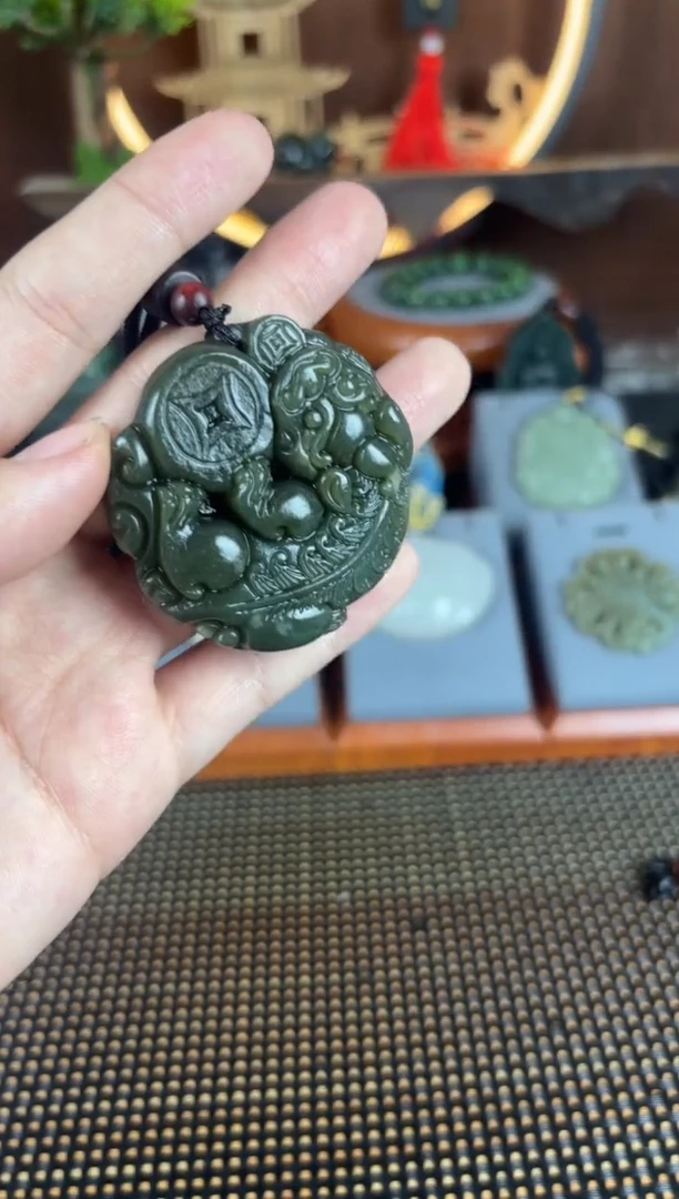 【闪购商品】和田玉颈饰未镶嵌1