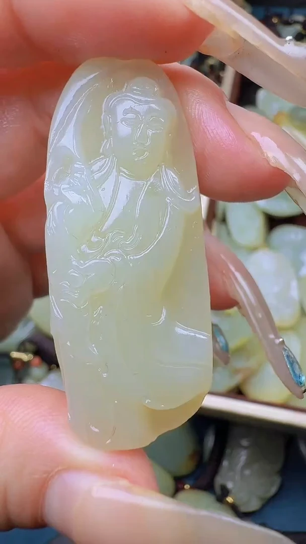 和田玉未镶嵌颈饰9