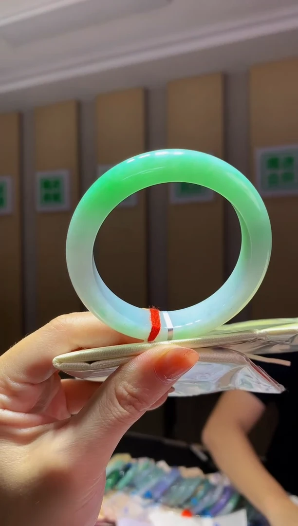 未镶嵌手镯翡翠-C30 圈口54