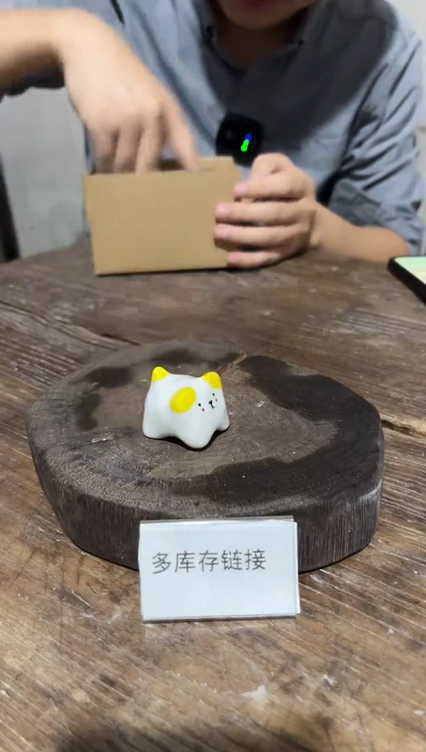 30釉下彩手绘陶瓷