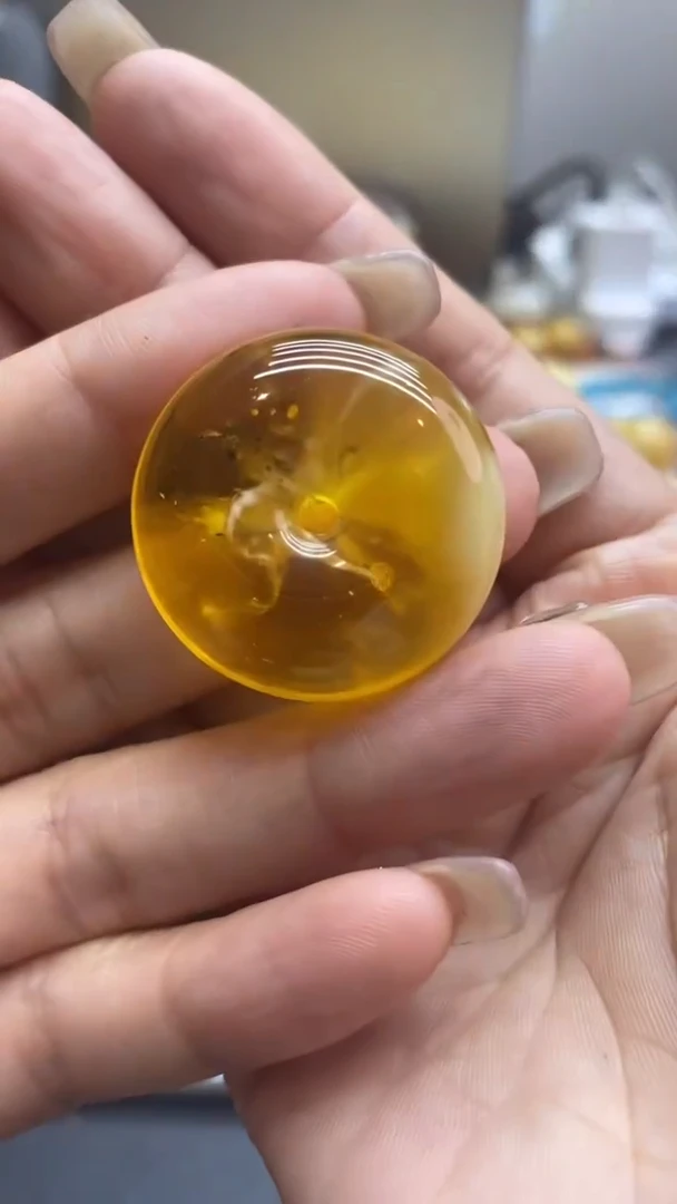 琥珀未镶嵌珠宝奇石1589