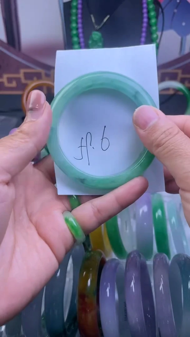 非金属仿水晶手镯