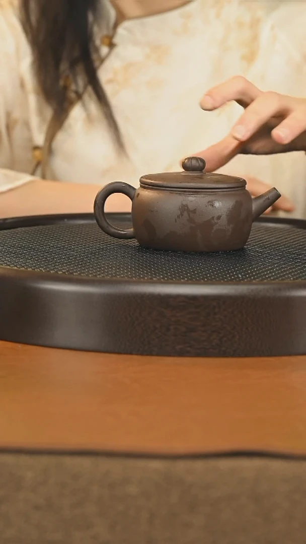 茶壶紫砂702 炮嘴汉瓦 紫泥