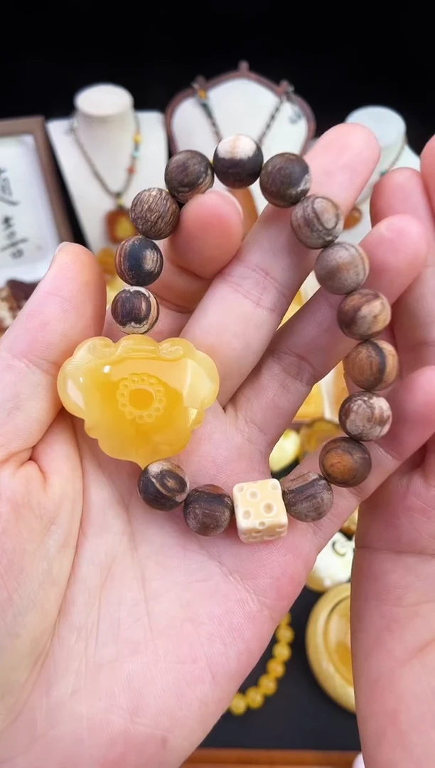 琥珀未镶嵌珠宝奇石柒月