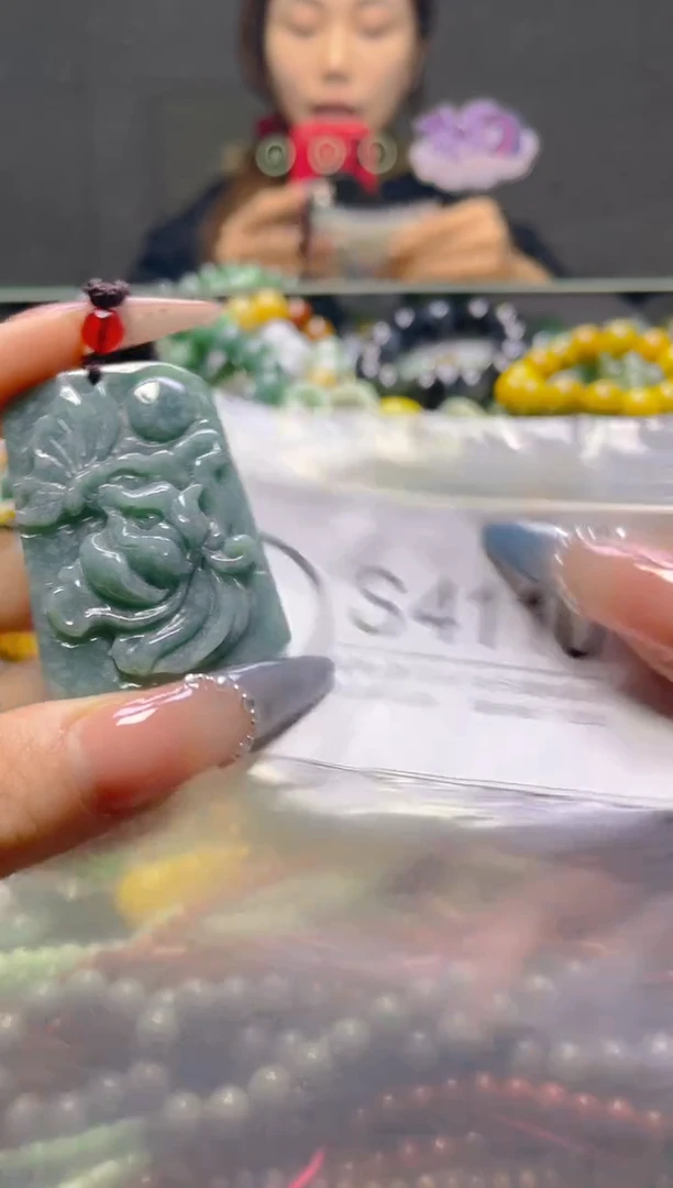 颈饰未镶嵌翡翠/S/翡翠A货，一件也是批发价