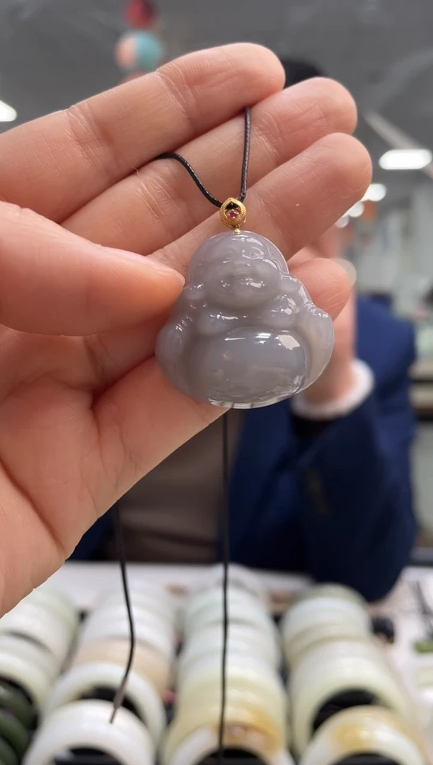 颈饰18K金镶嵌和田玉紫罗兰佛公吊坠随机发一件