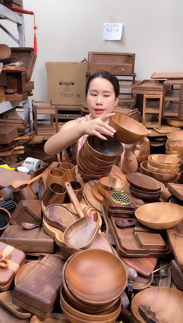 木  南美胡桃木碗16*7cm  微瑕
