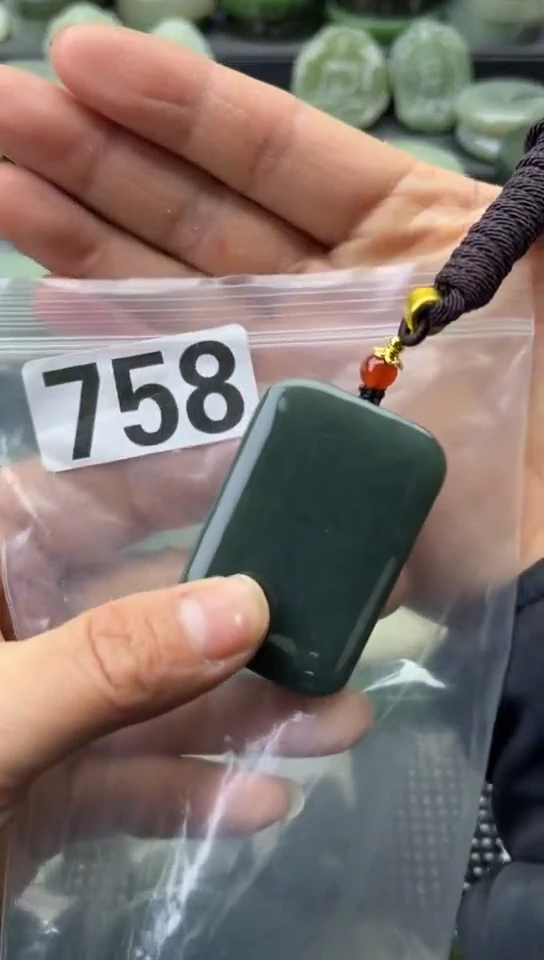 未镶嵌和田玉珠宝半成品牌子