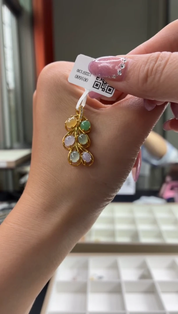 颈饰银S925镶嵌翡翠11111111