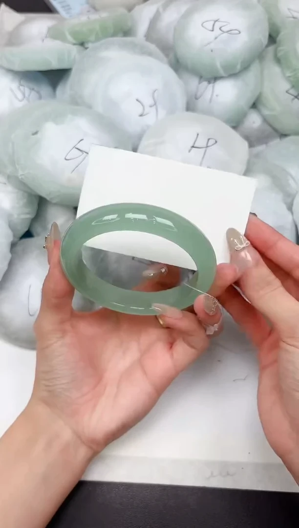 石英质玉手镯未镶嵌189-58.8