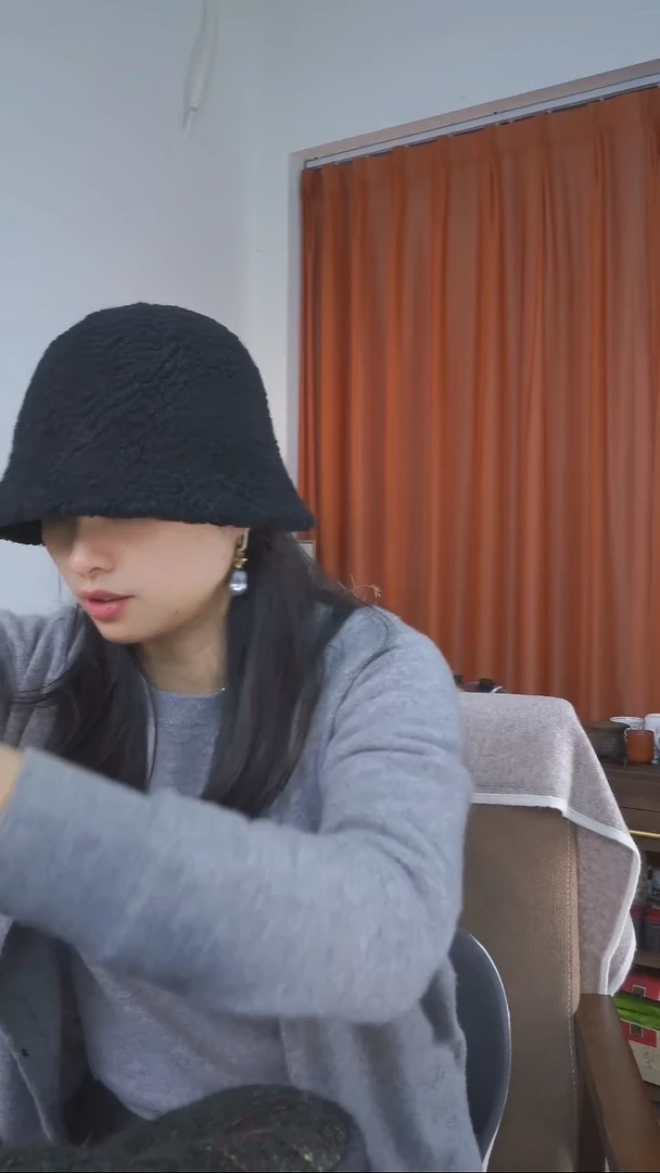 纯棉黑色羊羔绒渔夫帽