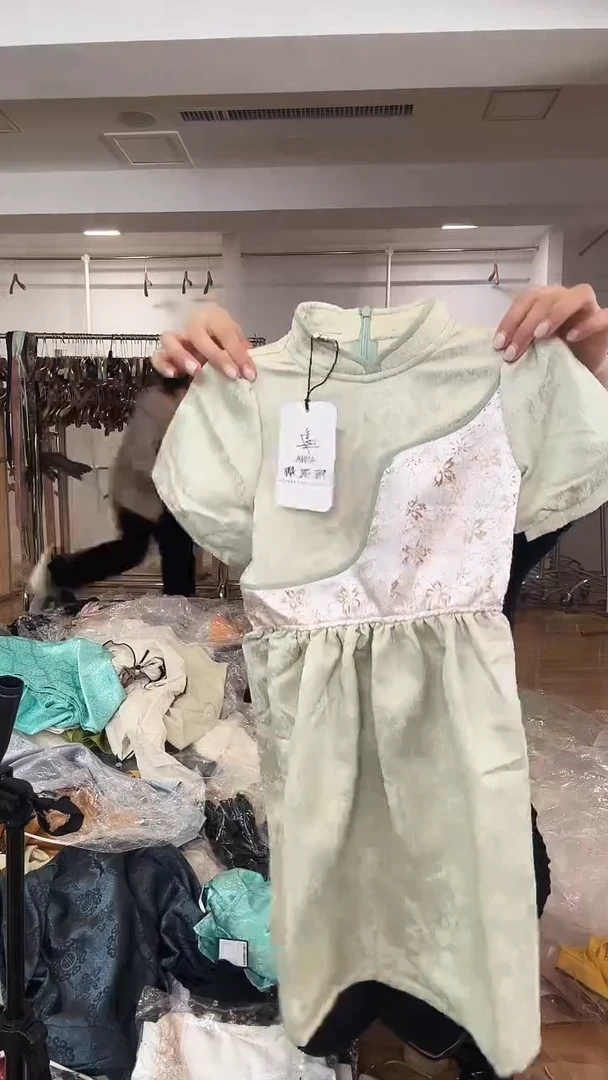 130   小朋友裙子
