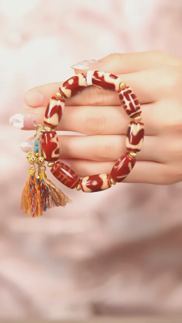 玛瑙/玉髓（覆膜）颈饰未镶嵌传世珠宝