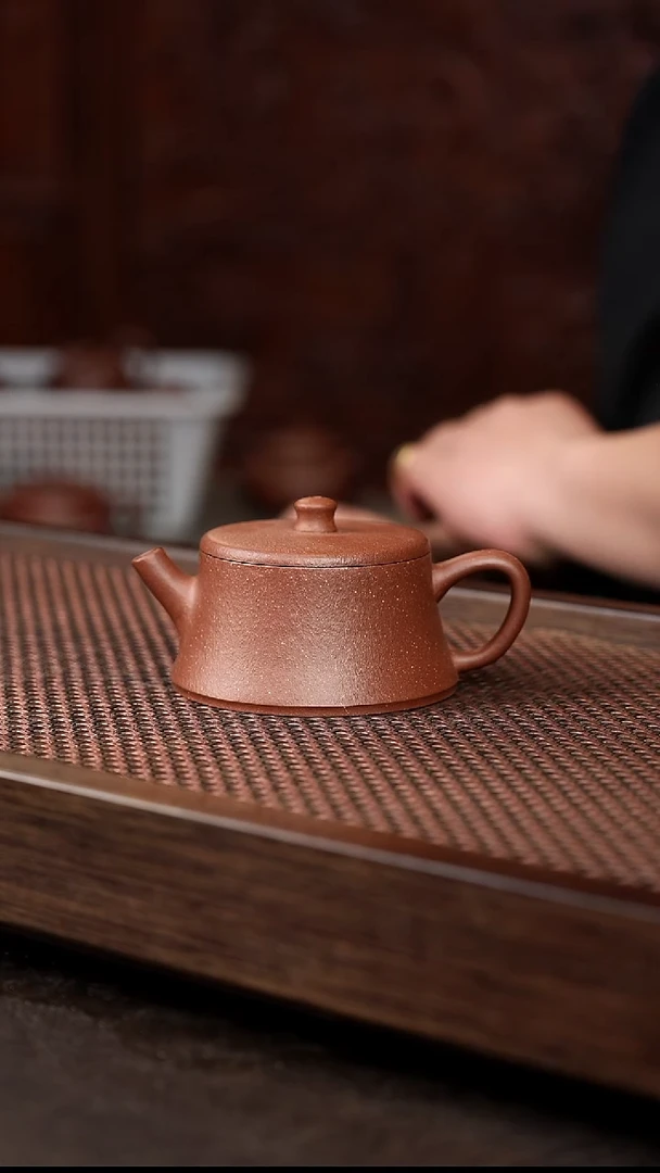 茶壶紫砂红降坡云筑