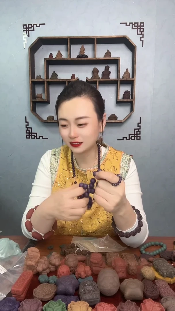 泥塑健**乐扶正安神貔貅（手串）