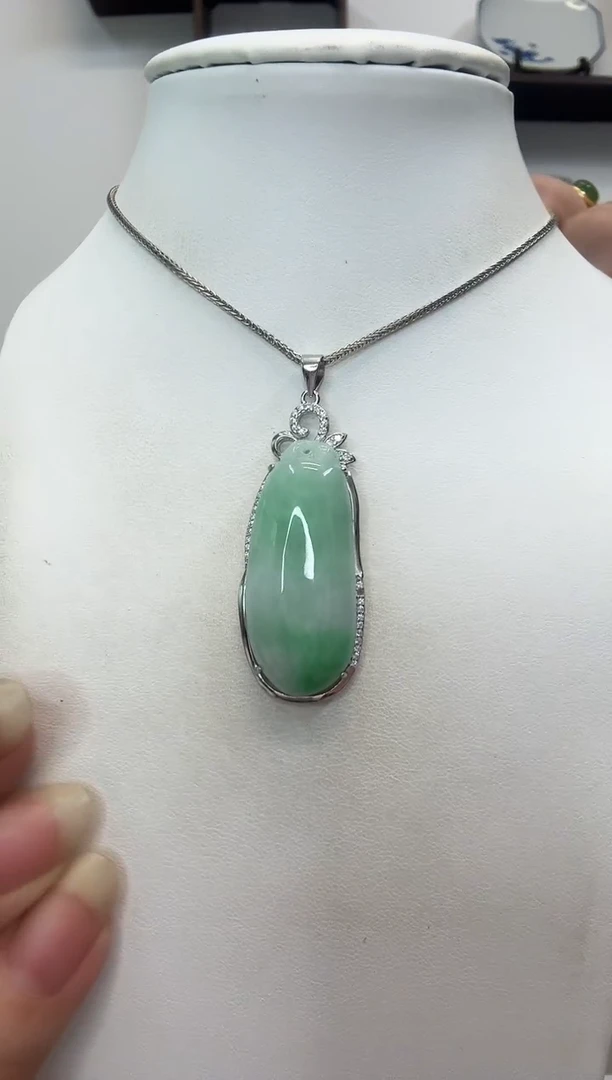 吊坠(赠链)银S925镶嵌翡翠福瓜