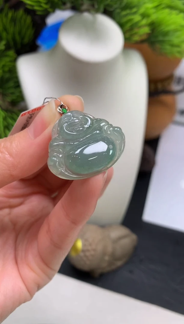 颈饰18K金镶嵌翡翠开**尔---124186