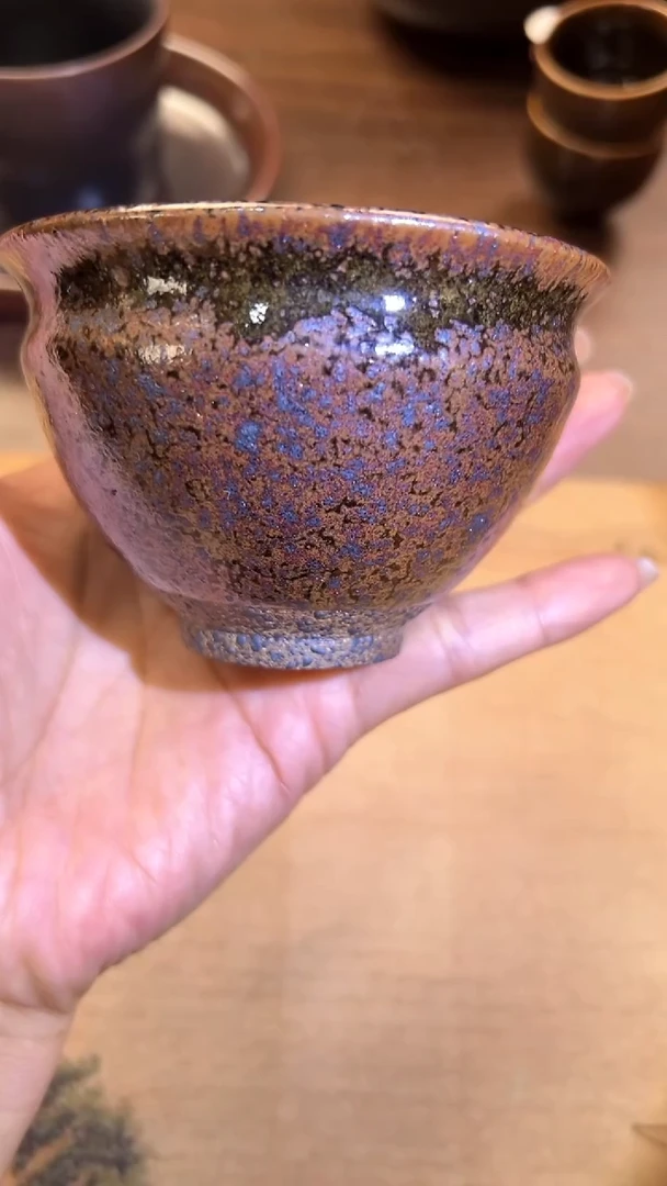 粗泥紫金色的主人杯
