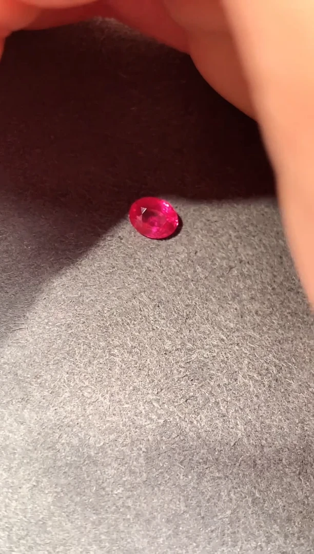 裸石蓝宝石1.02克拉无烧粉蓝宝