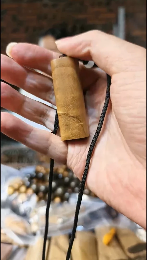 【闪购商品】楠木（金丝楠）把件无事牌