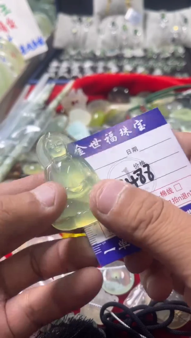 岫玉未镶嵌颈饰11