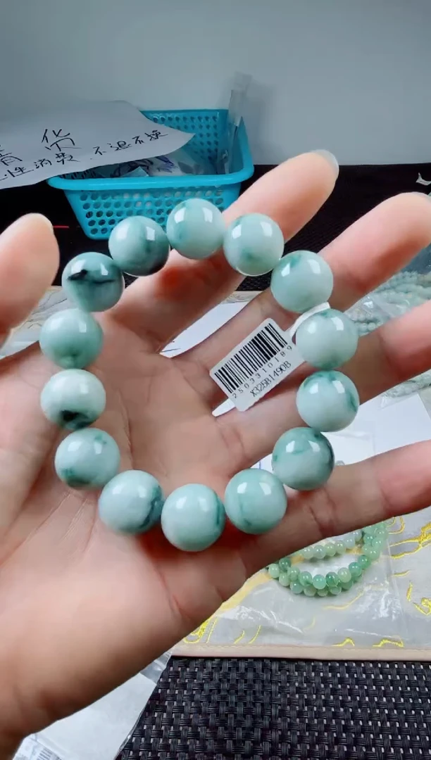 未镶嵌定制翡翠翡翠