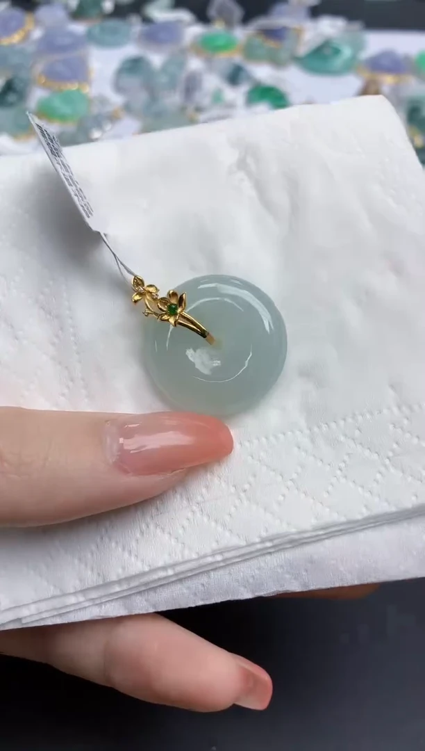 【闪购商品】翡翠颈饰18K金镶嵌天然缅甸翡翠A货