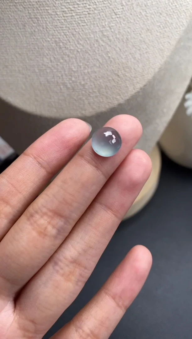 散珠翡翠冰种蛋面