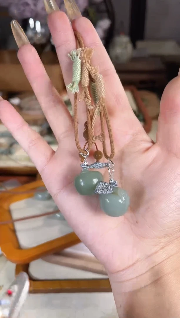 吊坠(赠链)银S925镶嵌和田玉多样性发其一