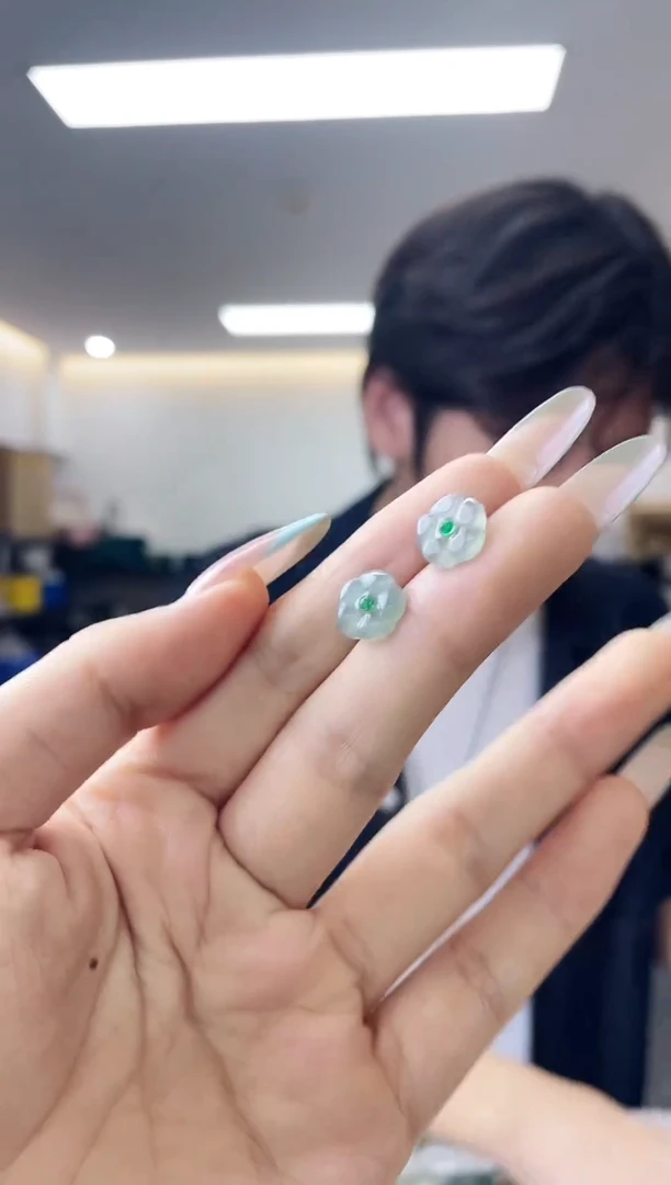 未镶嵌翡翠耳饰（多样性发一件）