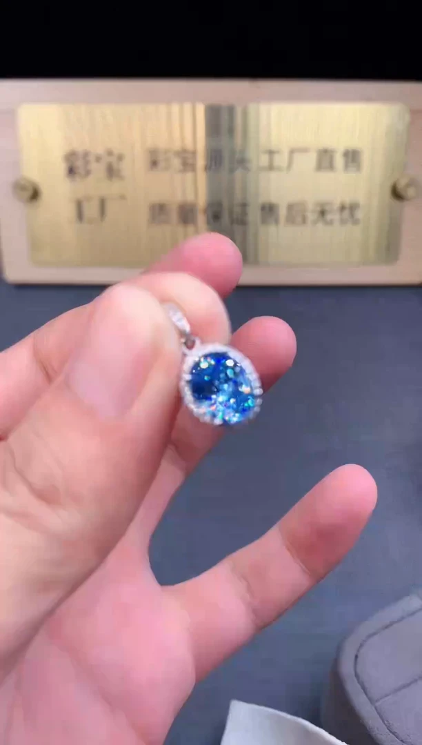 银S925镶嵌颈饰海蓝宝石2222