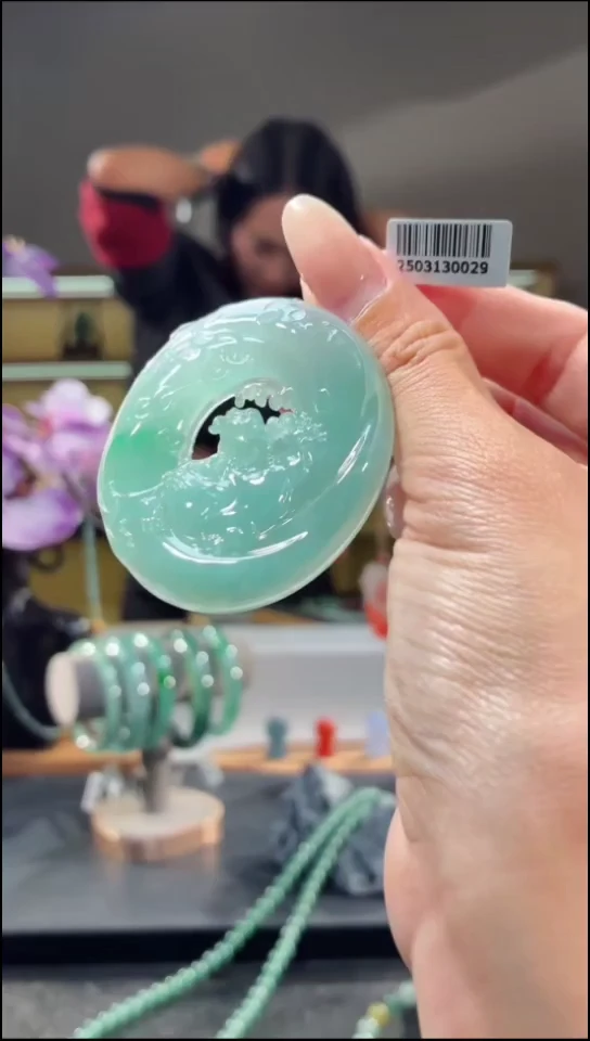 吊坠(不含链)未镶嵌翡翠三足蟾