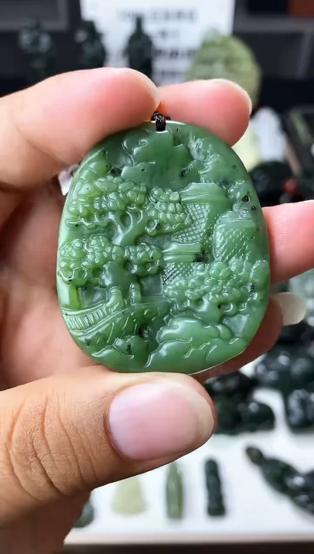 颈饰未镶嵌和田玉1