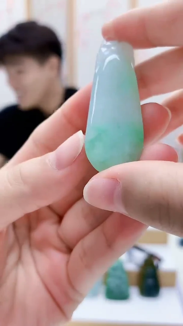 未镶嵌定制翡翠5145lr-毛货挂件99