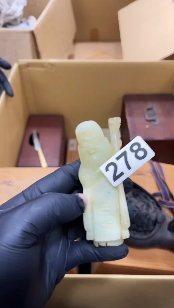 K*M如图所示 阁集工艺品