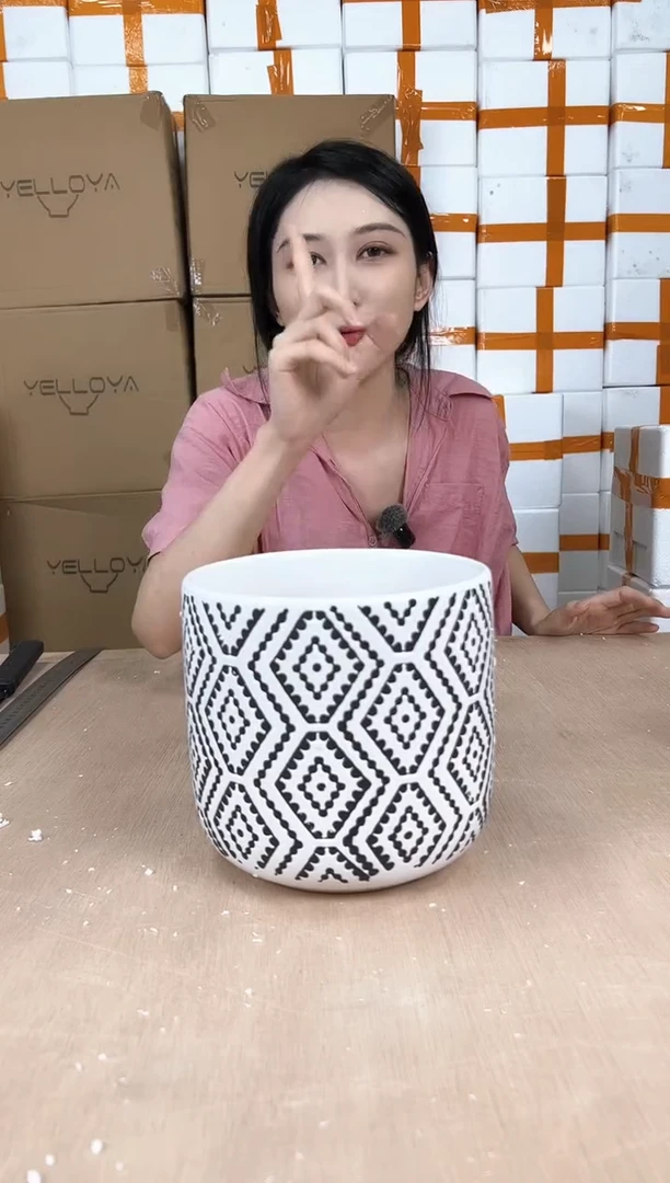 波西米亚黑白中号18x17