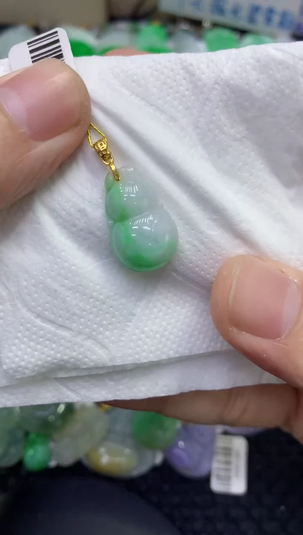 颈饰未镶嵌翡翠天然缅甸A货翡翠