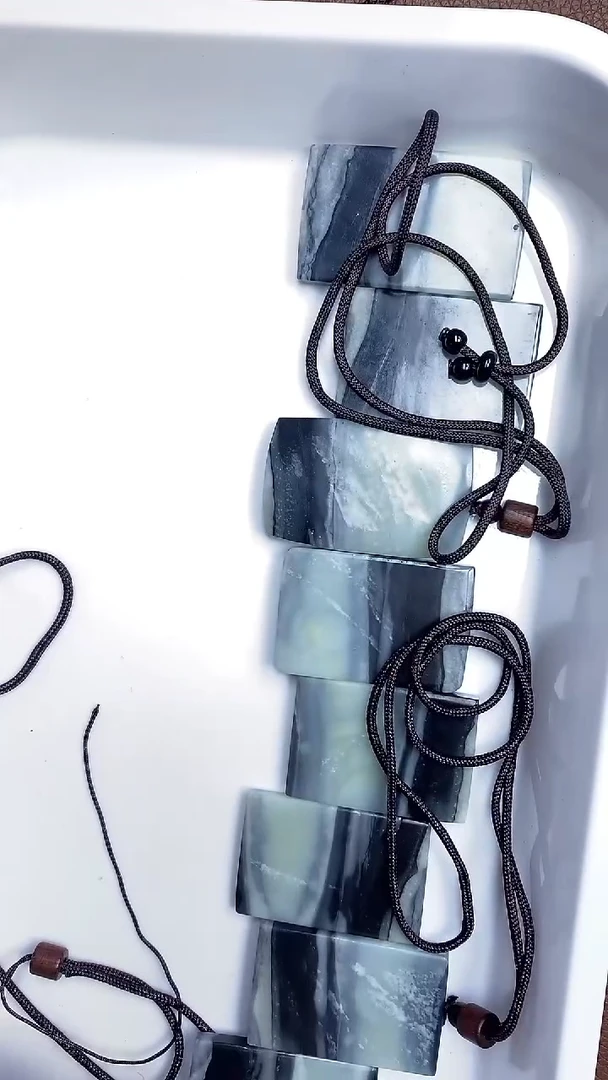 和田玉未镶嵌颈饰多样性随机发一