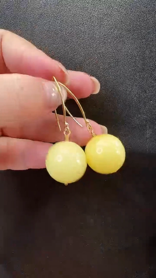 未镶嵌颈饰琥珀耳环