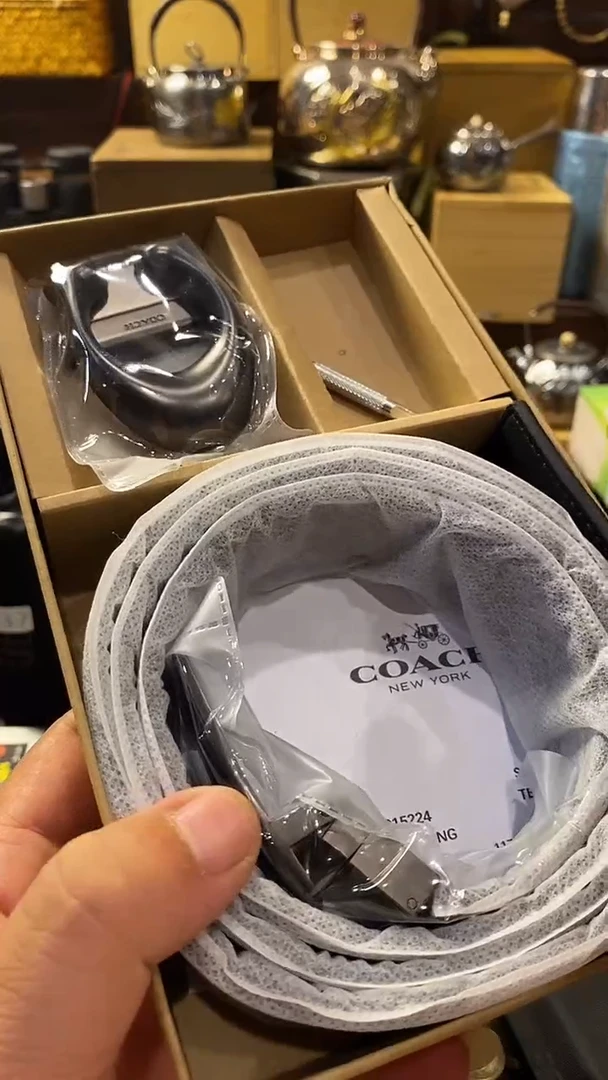 瓷片闪购商品 如图所示