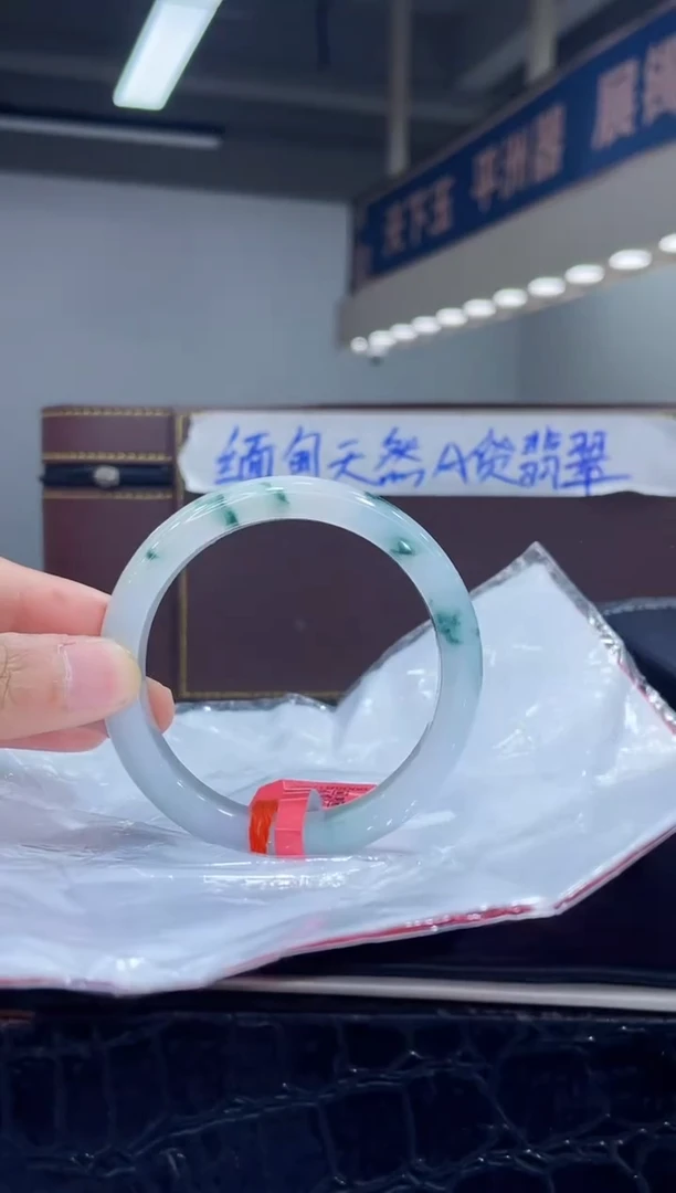 未镶嵌手镯翡翠11