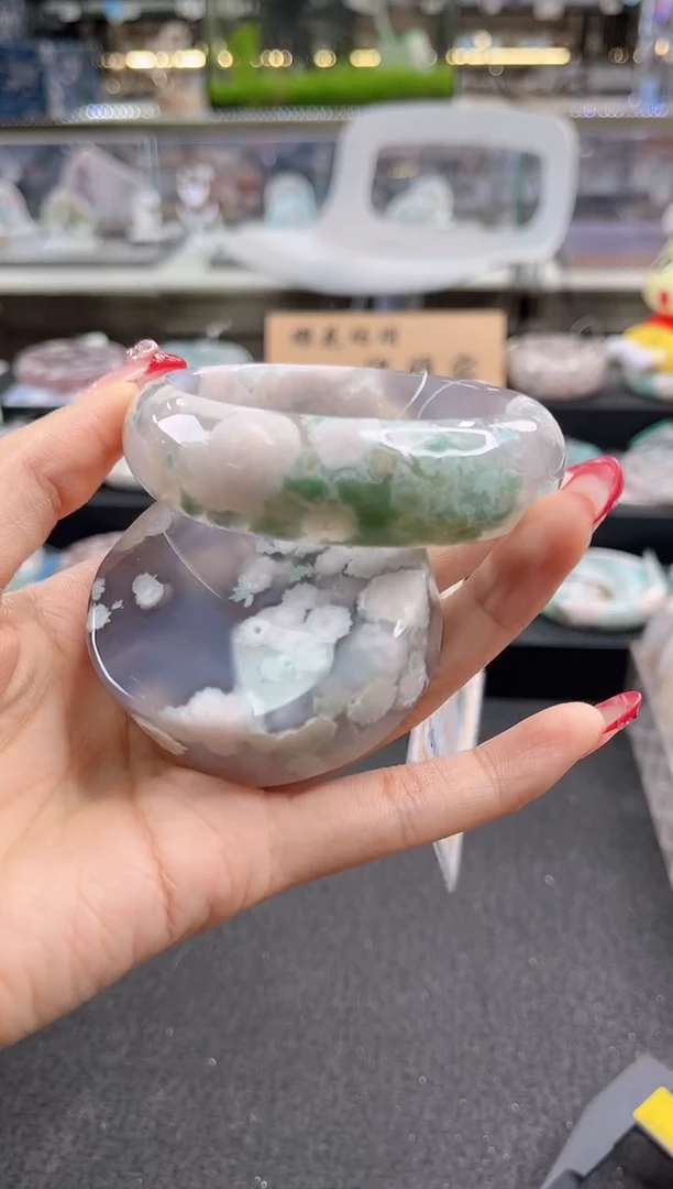 未镶嵌手镯石英质玉59--60圈口（赠品镯心）3S941746