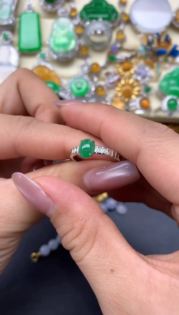 18K金镶嵌戒指翡翠257-中国好珍宝