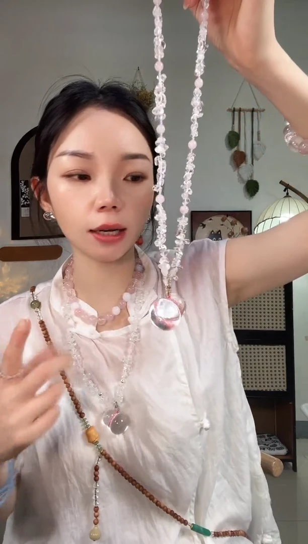 未镶嵌颈饰水晶Q671QQQQ