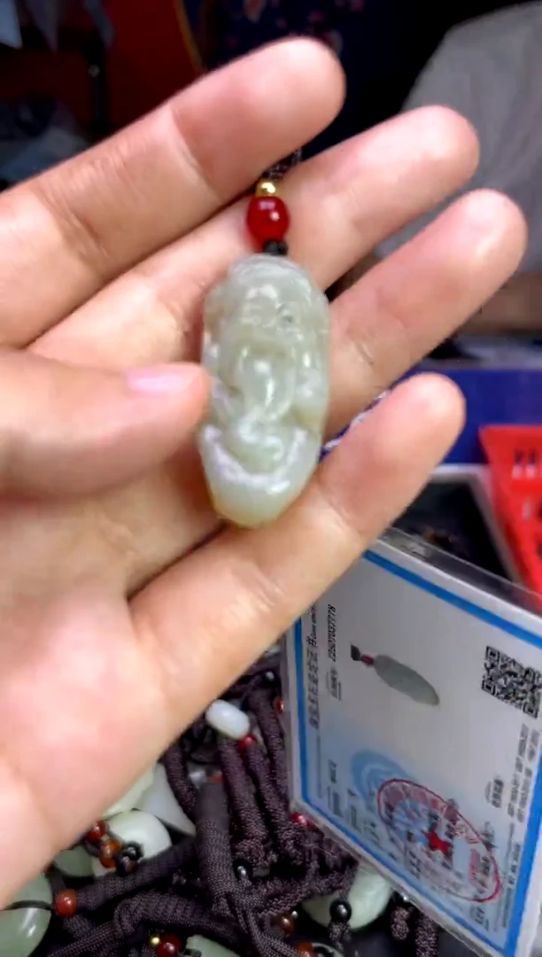 未镶嵌和田玉挂件1