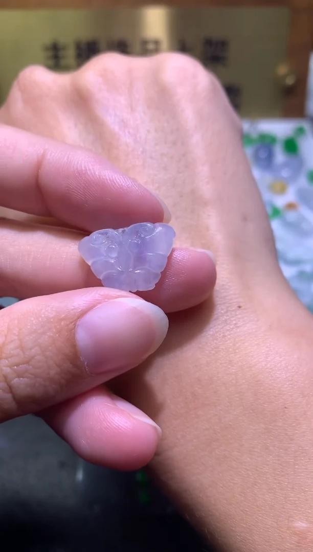 未镶嵌定制翡翠毛货