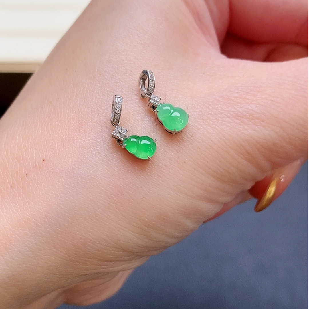 翡翠18K金葫芦吊坠-LF25-8906多样性发其一