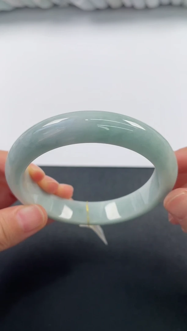 未镶嵌手镯翡翠7980 61+ 有纹裂